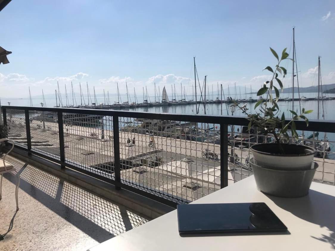 Marine Apartment With Sea & Port View! Volos Exterior photo